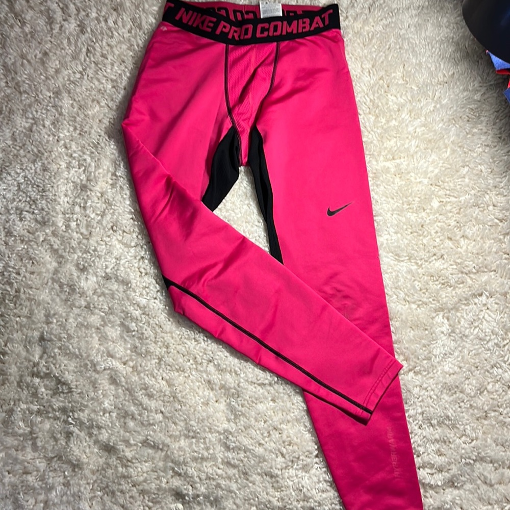 NIKE PRO COMBAT LEGGINGS